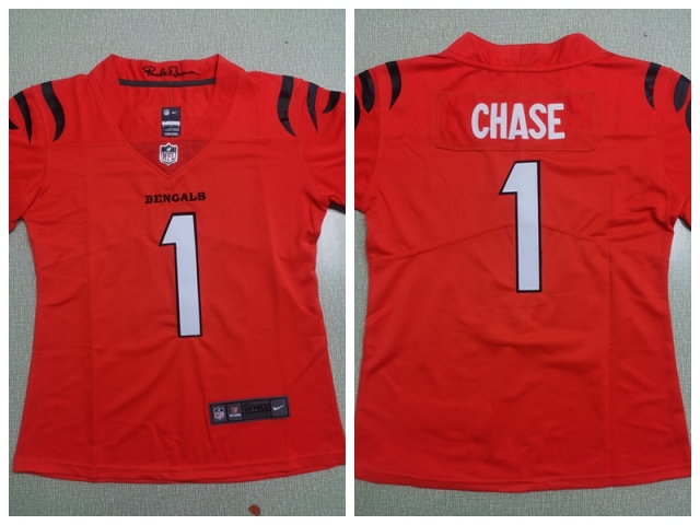 Women's Cincinnati Bengals #1 Ja'Marr Chase Orange Vapor Limited Jersey - Click Image to Close